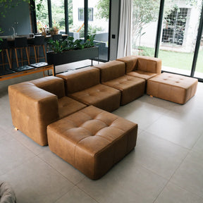 Sofá na Caixa modular 3 lugares Poli-Couro Marrom - 1 Braço com Chaise